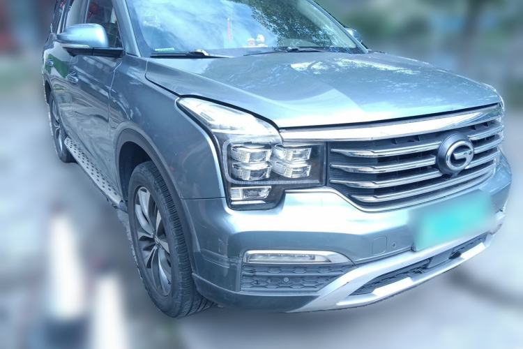 Used GAC Trumpchi GS8 2017 320T Two-Wheel Drive Luxury Smart Connectivity Version (7 Seats) Front Right 45 Deg