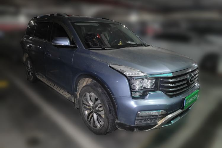Used GAC Trumpchi GS8 2017 320T Two-Wheel Drive Luxury Smart Connectivity Version (7 Seats) Front Right 45 Deg