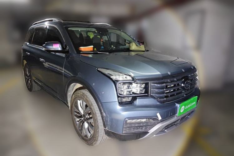 Used GAC Trumpchi GS8 2017 320T Two-Wheel Drive Luxury Smart Connectivity Version (7 Seats) Front Right 45 Deg