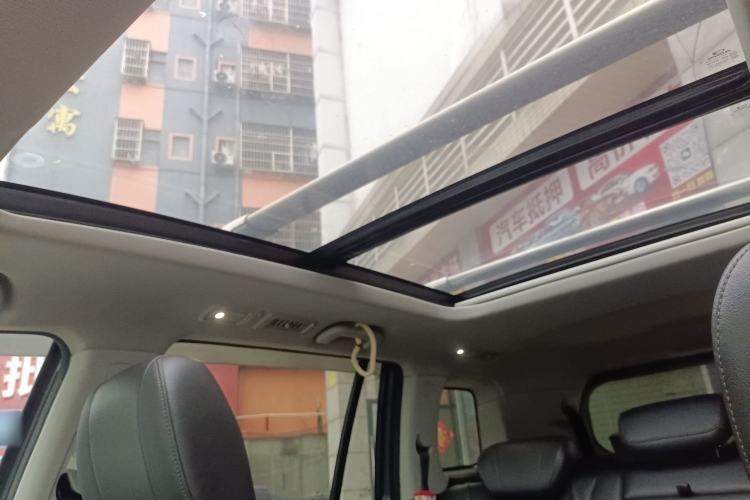 Used GAC Trumpchi GS8 2017 320T Two-Wheel Drive Luxury Smart Connectivity Version (7 Seats) Headliner