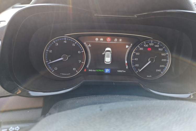 Used GAC Trumpchi GS8 2017 320T Two-Wheel Drive Luxury Smart Connectivity Version (7 Seats) Instrument Cluster