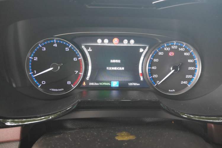 Used GAC Trumpchi GS8 2017 320T Two-Wheel Drive Luxury Smart Connectivity Version (7 Seats) Instrument Cluster