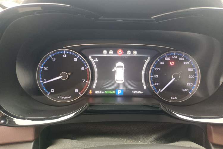 Used GAC Trumpchi GS8 2017 320T Two-Wheel Drive Luxury Smart Connectivity Version (7 Seats) Instrument Cluster