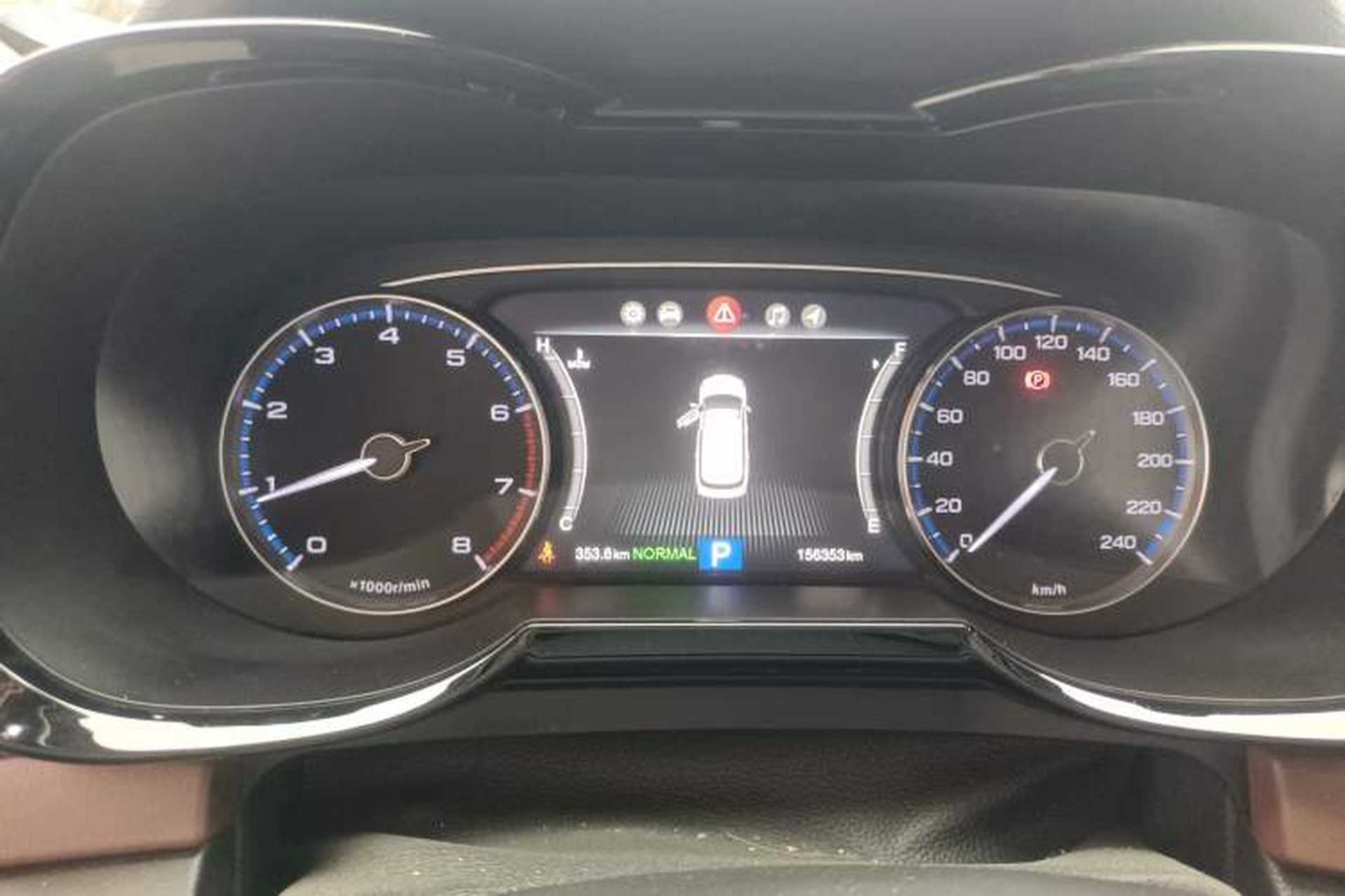 Used GAC Trumpchi GS8 2017 320T Two-Wheel Drive Luxury Smart Connectivity Version (7 Seats) Instrument Cluster
