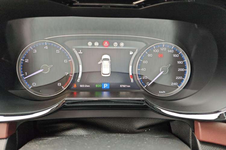 Used GAC Trumpchi GS8 2017 320T Two-Wheel Drive Luxury Smart Connectivity Version (7 Seats) Instrument Cluster