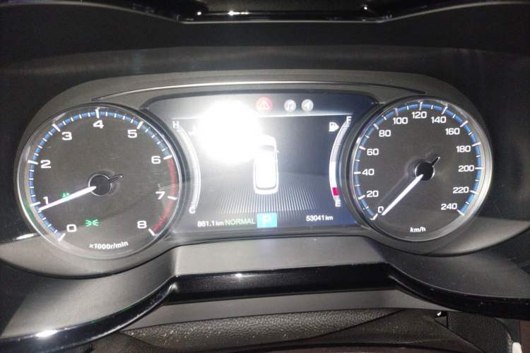 Used GAC Trumpchi GS8 2017 320T Two-Wheel Drive Luxury Smart Connectivity Version (7 Seats) Instrument Cluster