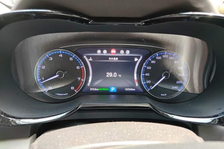 Used GAC Trumpchi GS8 2017 320T Two-Wheel Drive Luxury Smart Connectivity Version (7 Seats) Instrument Cluster
