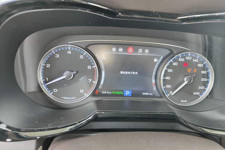 Used GAC Trumpchi GS8 2017 320T Two-Wheel Drive Luxury Smart Connectivity Version (7 Seats) Instrument Cluster