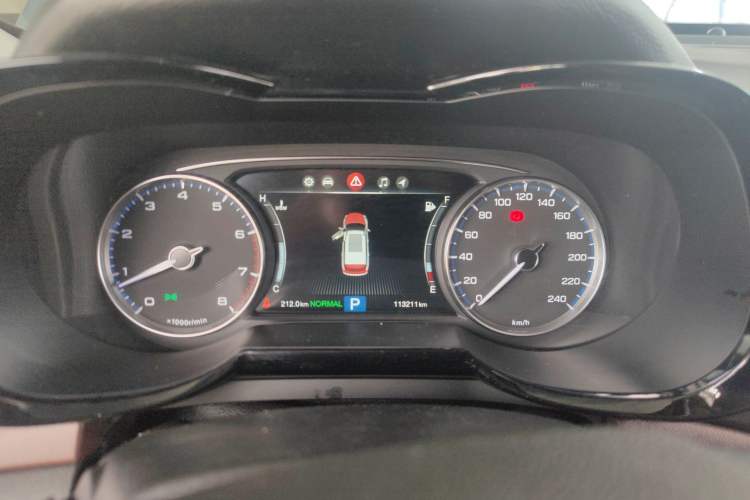 Used GAC Trumpchi GS8 2017 320T Two-Wheel Drive Luxury Smart Connectivity Version (7 Seats) Instrument Cluster