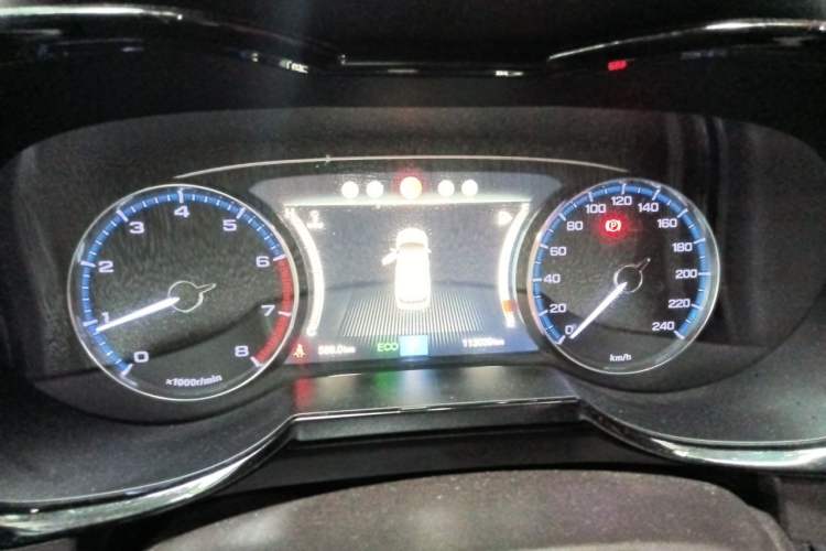 Used GAC Trumpchi GS8 2017 320T Two-Wheel Drive Luxury Smart Connectivity Version (7 Seats) Instrument Cluster