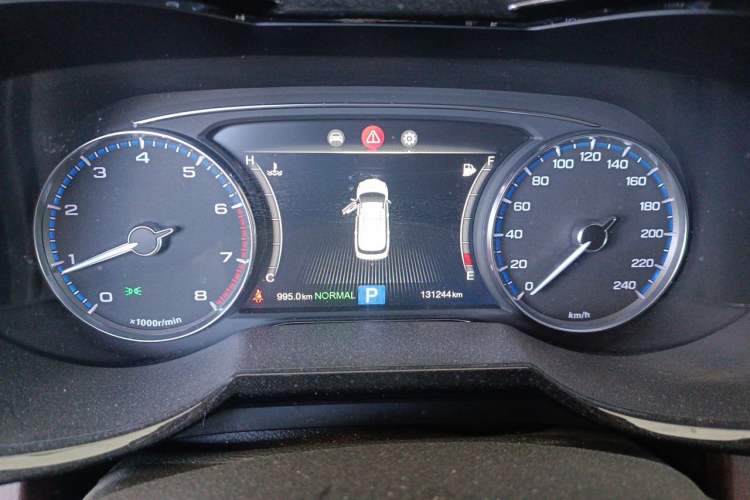 Used GAC Trumpchi GS8 2017 320T Two-Wheel Drive Prestige Version (7 Seats) Instrument Cluster