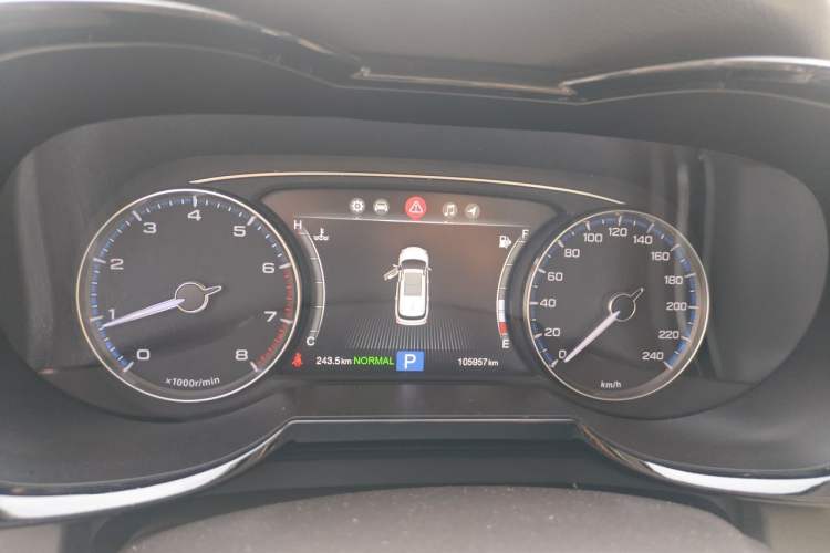 Used GAC Trumpchi GS8 2017 320T Two-Wheel Drive Luxury Smart Connectivity Version (7 Seats) Instrument Cluster