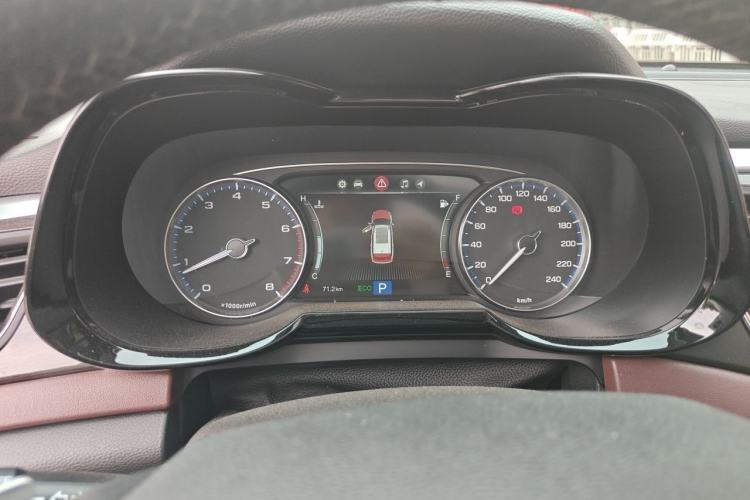 Used GAC Trumpchi GS8 2017 320T Two-Wheel Drive Luxury Smart Connectivity Version (7 Seats) Instrument Cluster
