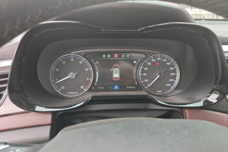 Used GAC Trumpchi GS8 2017 320T Two-Wheel Drive Luxury Smart Connectivity Version (7 Seats) Instrument Cluster