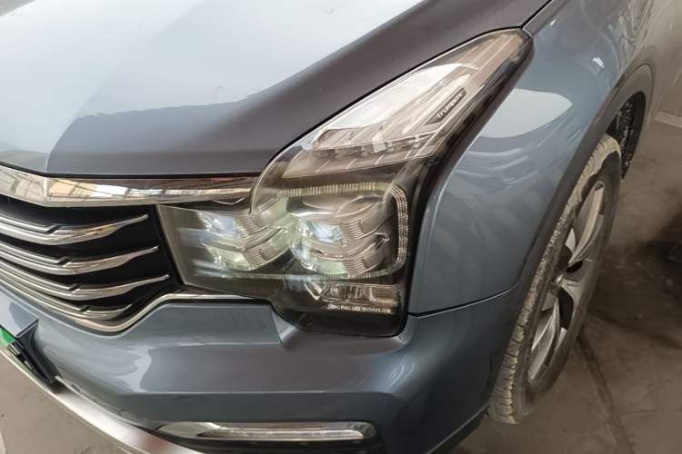 Used GAC Trumpchi GS8 2017 320T Two-Wheel Drive Luxury Smart Connectivity Version (7 Seats) Left Front Headlight