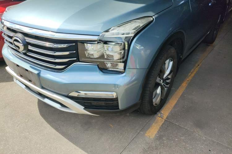 Used GAC Trumpchi GS8 2017 320T Two-Wheel Drive Luxury Smart Connectivity Version (7 Seats) Left Front Headlight