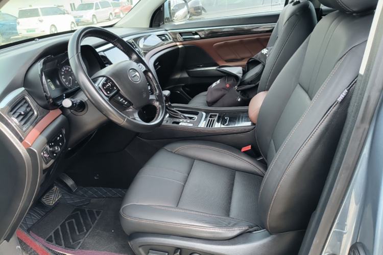 Used GAC Trumpchi GS8 2017 320T Two-Wheel Drive Luxury Edition (7 Seats) Left Front Seat
