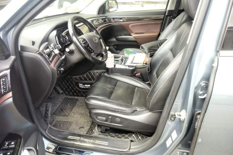 Used GAC Trumpchi GS8 2017 320T Two-Wheel Drive Luxury Smart Connectivity Version (7 Seats) Left Front Seat