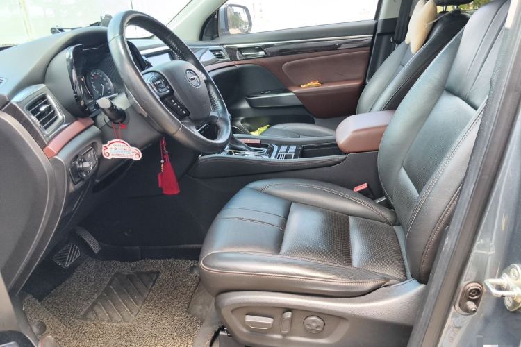 Used GAC Trumpchi GS8 2017 320T Two-Wheel Drive Luxury Smart Connectivity Version (7 Seats) Left Front Seat
