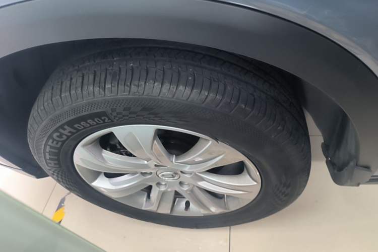 Used GAC Trumpchi GS8 2017 320T Two-Wheel Drive Luxury Edition (7 Seats) Left Front Wheel Hub