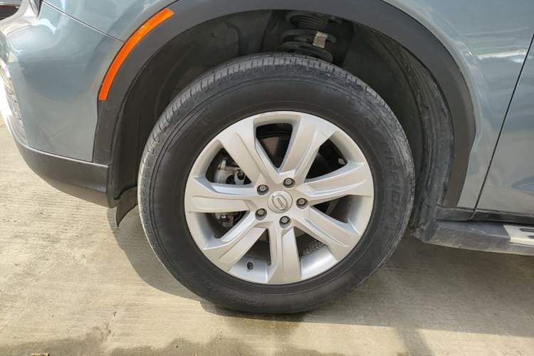 Used GAC Trumpchi GS8 2017 320T Two-Wheel Drive Luxury Edition (7 Seats) Left Front Wheel Hub