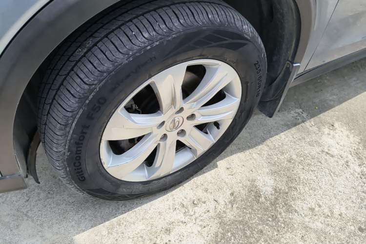 Used GAC Trumpchi GS8 2017 320T Two-Wheel Drive Luxury Edition (7 Seats) Left Front Wheel Hub