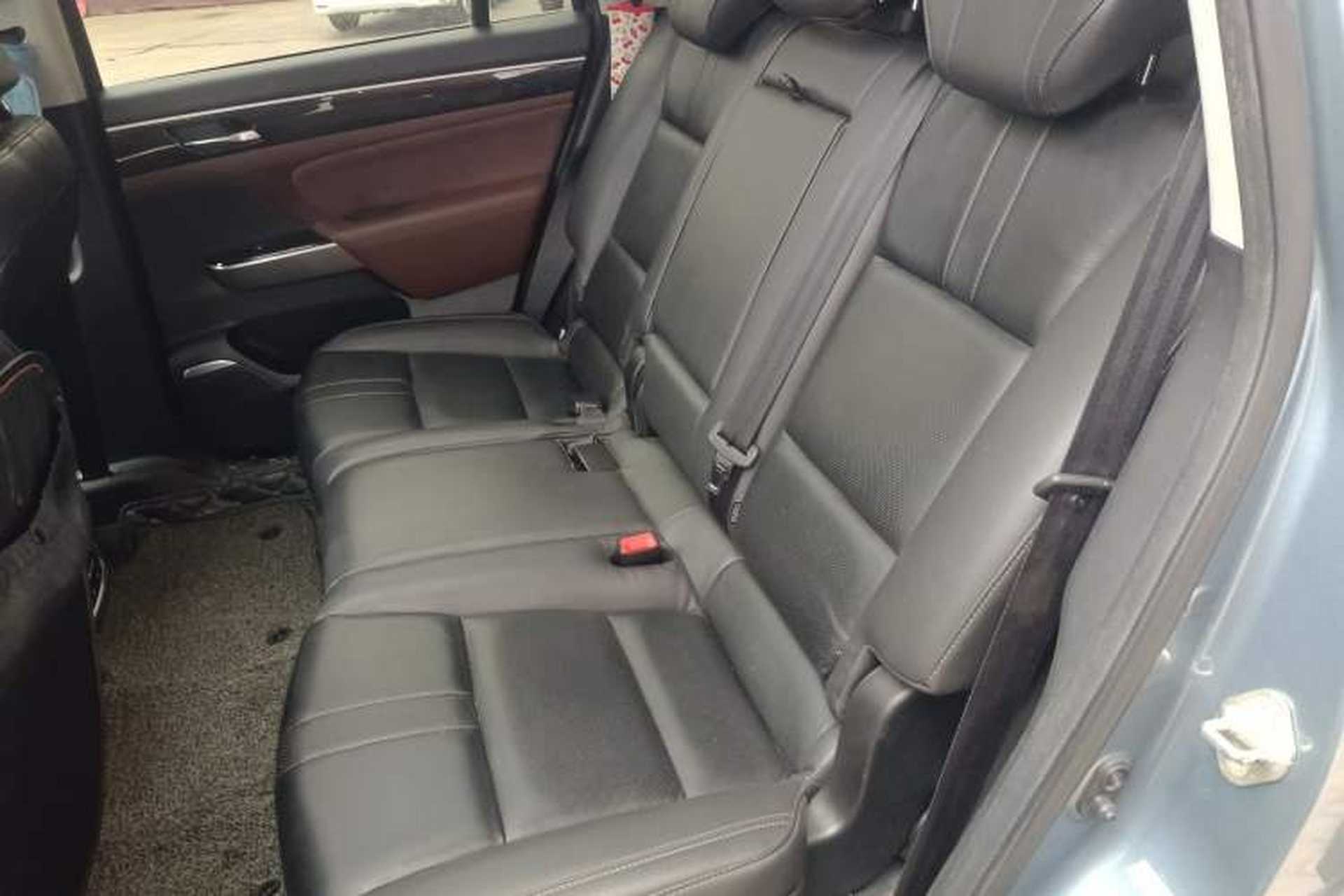 Used GAC Trumpchi GS8 2017 320T Two-Wheel Drive Luxury Smart Connectivity Version (7 Seats) Left Rear Seat