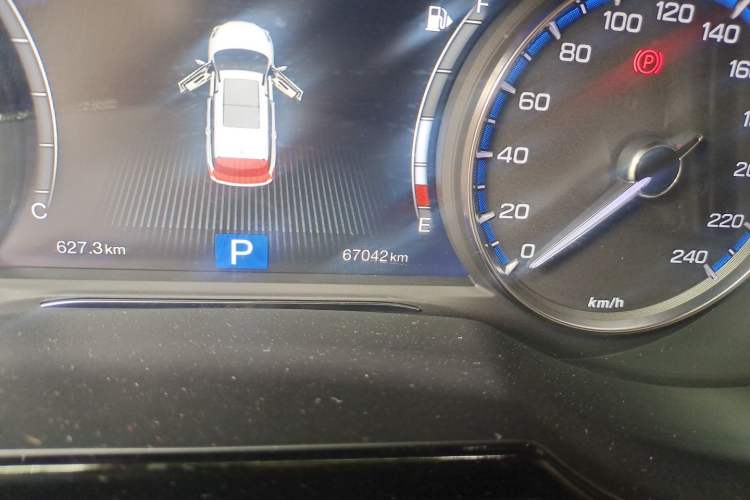 Used GAC Trumpchi GS8 2017 320T Two-Wheel Drive Luxury Smart Connectivity Version (7 Seats) Odometer Close Up