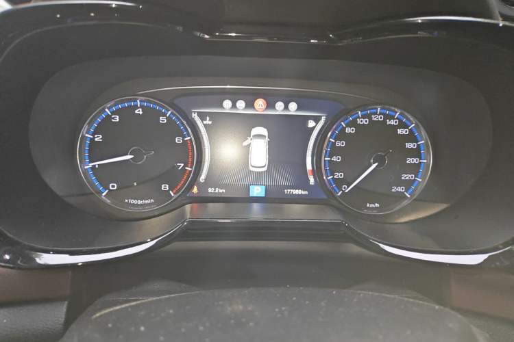 Used GAC Trumpchi GS8 2017 320T Two-Wheel Drive Luxury Smart Connectivity Version (7 Seats) Odometer Close Up