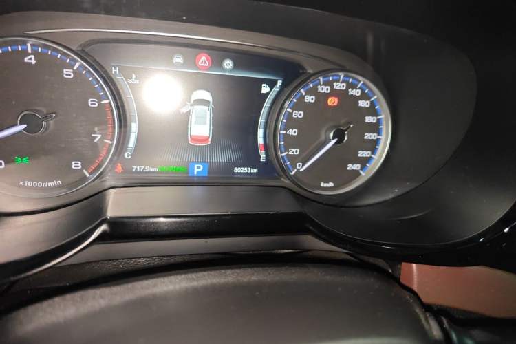 Used GAC Trumpchi GS8 2017 320T Two-Wheel Drive Luxury Smart Connectivity Version (7 Seats) Odometer Close Up