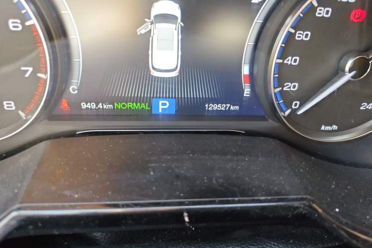 Used GAC Trumpchi GS8 2017 320T Two-Wheel Drive Luxury Smart Connectivity Version (7 Seats) Odometer Close Up