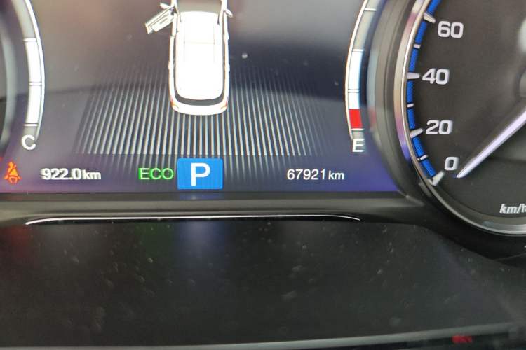Used GAC Trumpchi GS8 2017 320T Two-Wheel Drive Luxury Smart Connectivity Version (7 Seats) Odometer Close Up