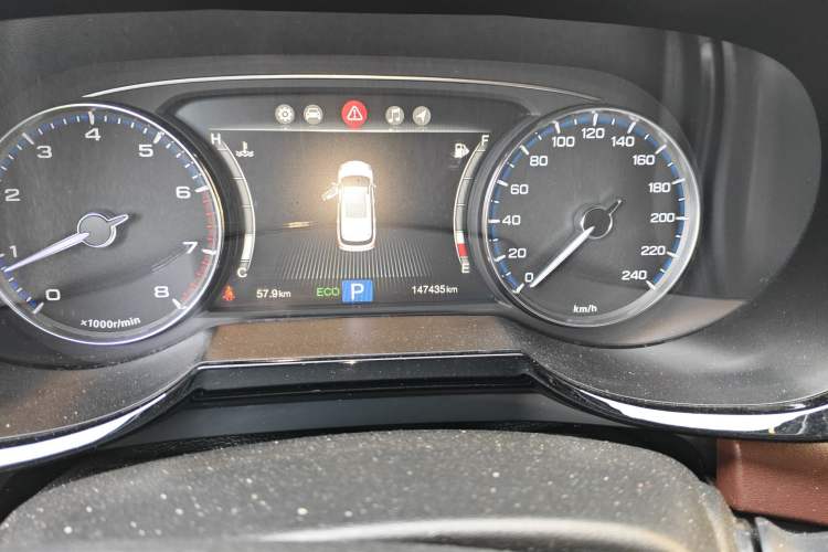Used GAC Trumpchi GS8 2017 320T Two-Wheel Drive Luxury Smart Connectivity Version (7 Seats) Odometer Close Up