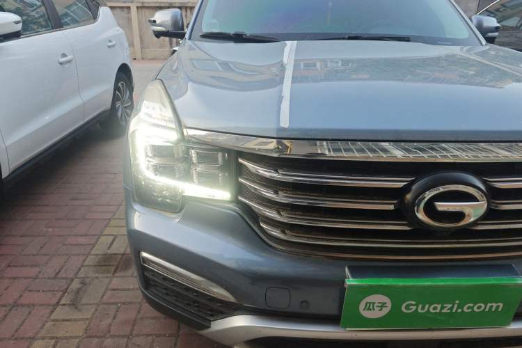 Used GAC Trumpchi GS8 2017 320T Two-Wheel Drive Luxury Smart Connectivity Version (7 Seats) Right Front Headlight