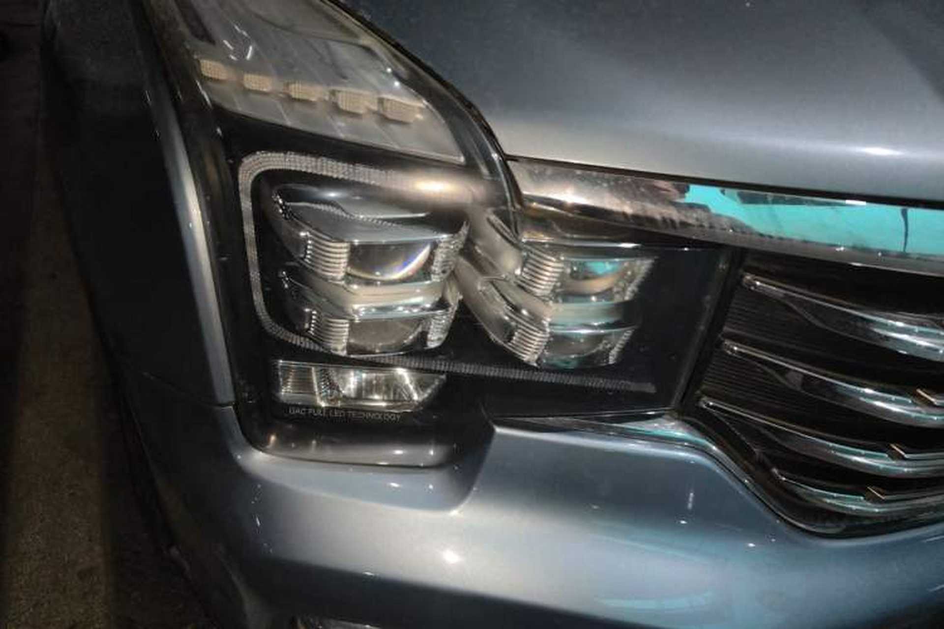 Used GAC Trumpchi GS8 2017 320T Two-Wheel Drive Luxury Smart Connectivity Version (7 Seats) Right Front Headlight