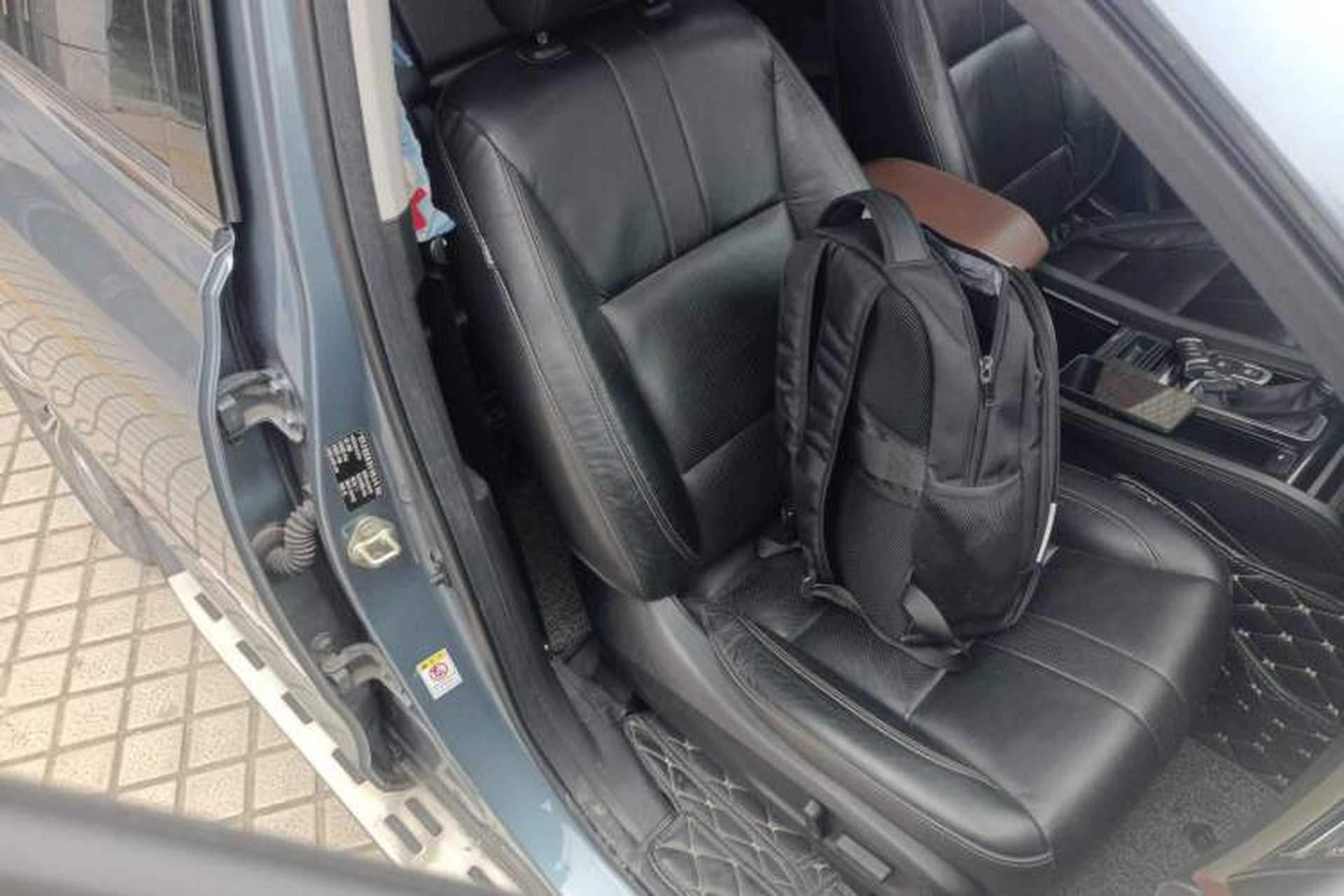 Used GAC Trumpchi GS8 2017 320T Two-Wheel Drive Luxury Smart Connectivity Version (7 Seats) Right Front Seat