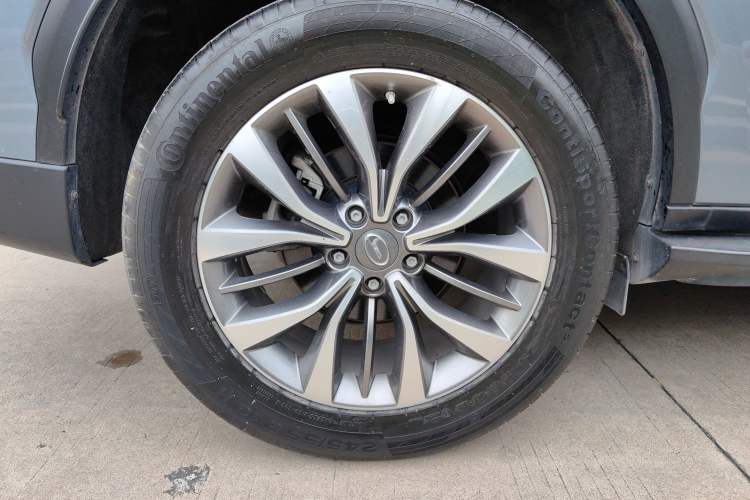 Used GAC Trumpchi GS8 2017 320T Two-Wheel Drive Luxury Smart Connectivity Version (7 Seats) Right Rear Wheel Hub