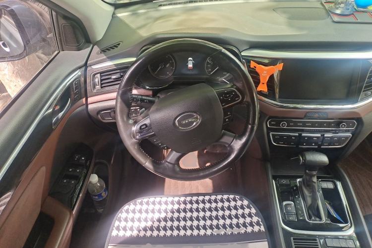 Used GAC Trumpchi GS8 2017 320T Two-Wheel Drive Luxury Smart Connectivity Version (7 Seats) Steering Wheel