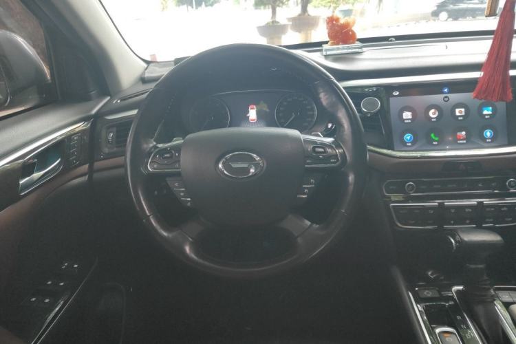 Used GAC Trumpchi GS8 2017 320T Two-Wheel Drive Luxury Smart Connectivity Version (7 Seats) Steering Wheel