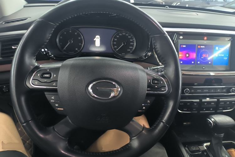 Used GAC Trumpchi GS8 2017 320T Two-Wheel Drive Luxury Edition (7 Seats) Steering Wheel