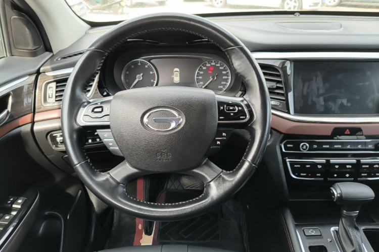 Used GAC Trumpchi GS8 2017 320T Two-Wheel Drive Luxury Edition (7 Seats) Steering Wheel