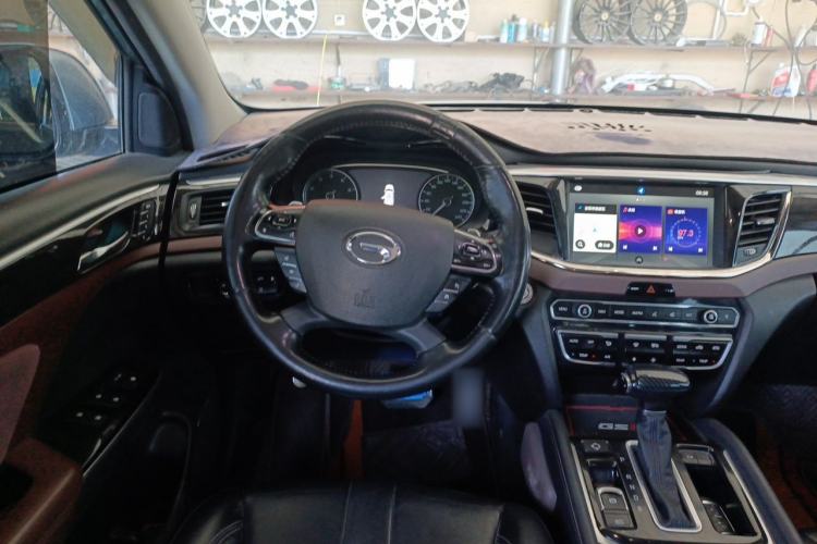 Used GAC Trumpchi GS8 2017 320T Two-Wheel Drive Prestige Version (7 Seats) Steering Wheel
