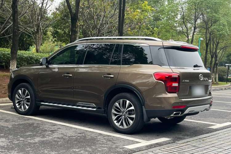 Used GAC Trumpchi GS8 2017 320T Two-Wheel Drive Luxury Smart Connectivity Version (7 Seats) Exterior 3