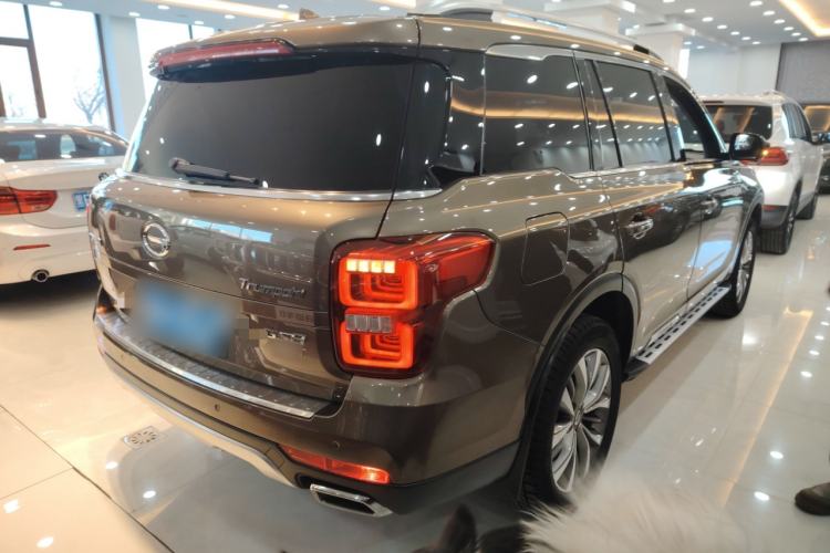 Used GAC Trumpchi GS8 2017 320T Two-Wheel Drive Luxury Smart Connectivity Version (7 Seats) Exterior 5