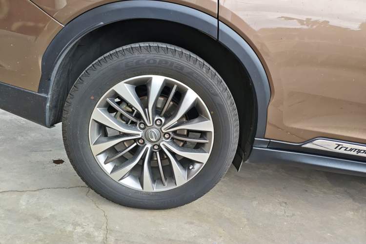 Used GAC Trumpchi GS8 2017 320T Four-Wheel Drive Luxury Smart Connectivity Version (7 Seats) Exterior 8