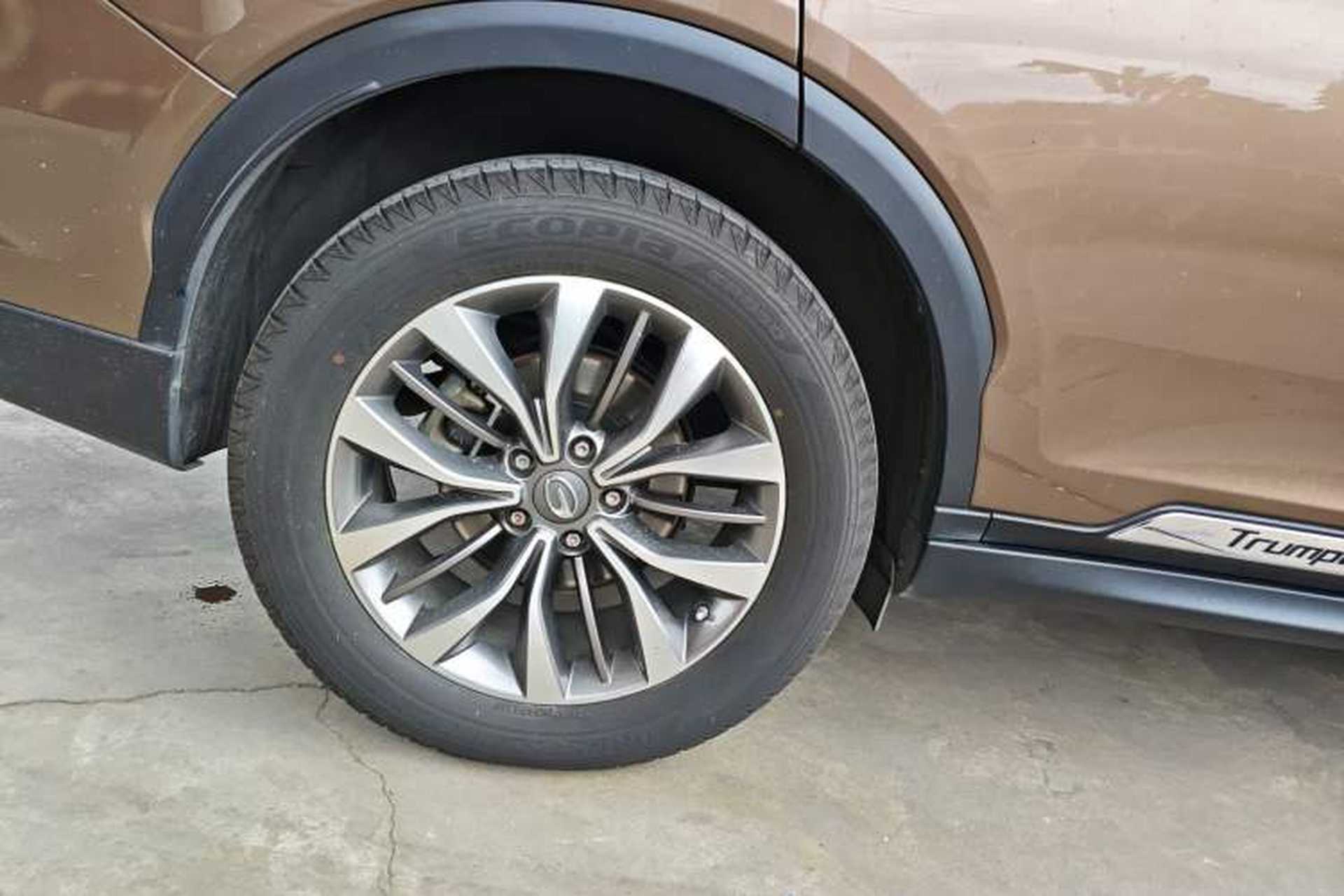 Used GAC Trumpchi GS8 2017 320T Four-Wheel Drive Luxury Smart Connectivity Version (7 Seats) Exterior 8