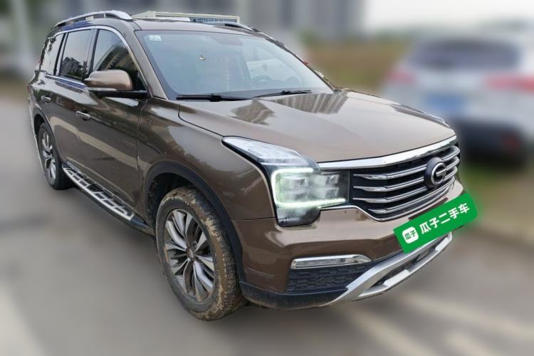 Used GAC Trumpchi GS8 2017 320T Two-Wheel Drive Luxury Smart Connectivity Version (7 Seats) Front Right 45 Deg
