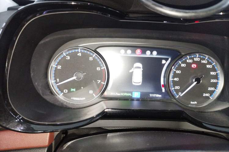 Used GAC Trumpchi GS8 2017 320T Two-Wheel Drive Luxury Smart Connectivity Version (7 Seats) Instrument Cluster