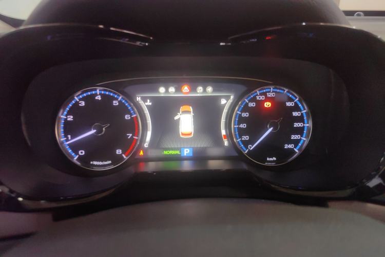 Used GAC Trumpchi GS8 2017 320T Two-Wheel Drive Luxury Smart Connectivity Version (7 Seats) Instrument Cluster