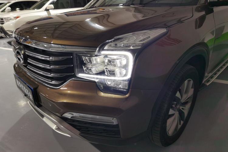 Used GAC Trumpchi GS8 2017 320T Two-Wheel Drive Luxury Smart Connectivity Version (7 Seats) Left Front Headlight